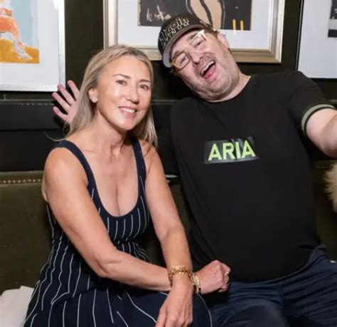 phil hellmuth wife|Iba pa.